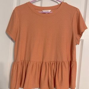 Peach short sleeve dressy tee